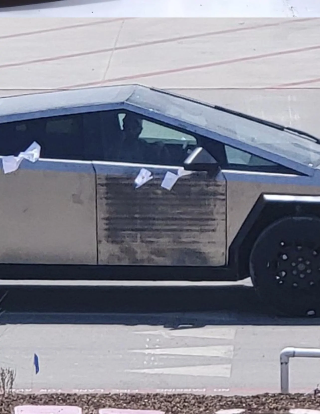 Tesla Cybertruck Fleet of Cybertrucks loading onto carriers at Giga Texas -- video from 8/26/23 88B9010E-D2BC-4172-AE4C-DC51048025F5