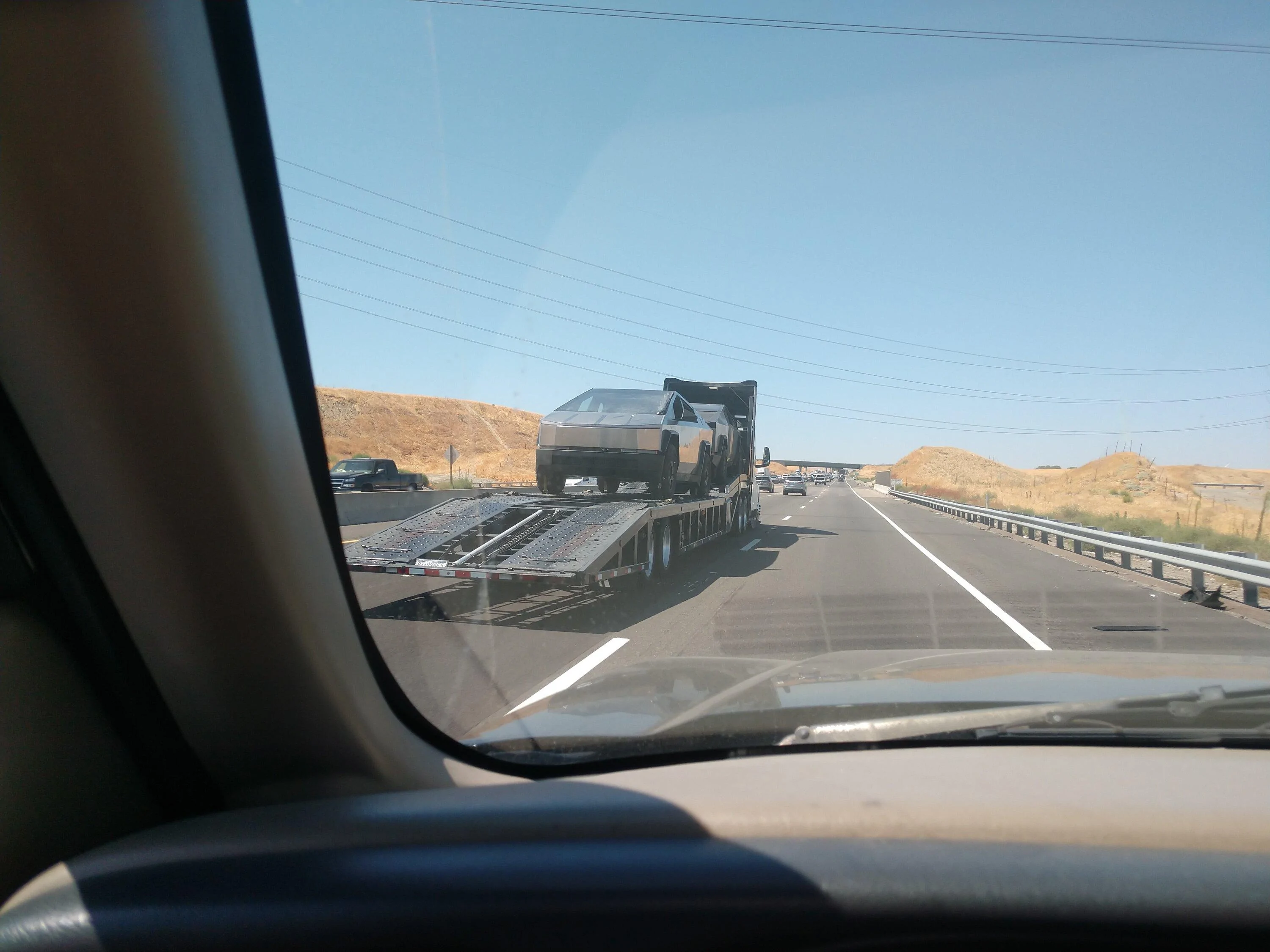 Tesla Cybertruck 8/29: Cybertrucks spotted heading towards Fremont + unloading videos + reverse sound + open frunk look! IMG_20230829_122001529