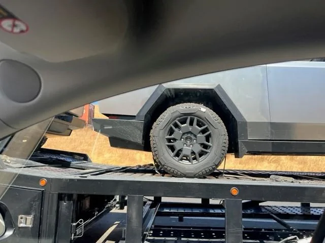 Tesla Cybertruck Cybertrucks spotted near Tracy, CA today. Wearing Goodyear LT285/65ZR/20 M&S tires cyber2