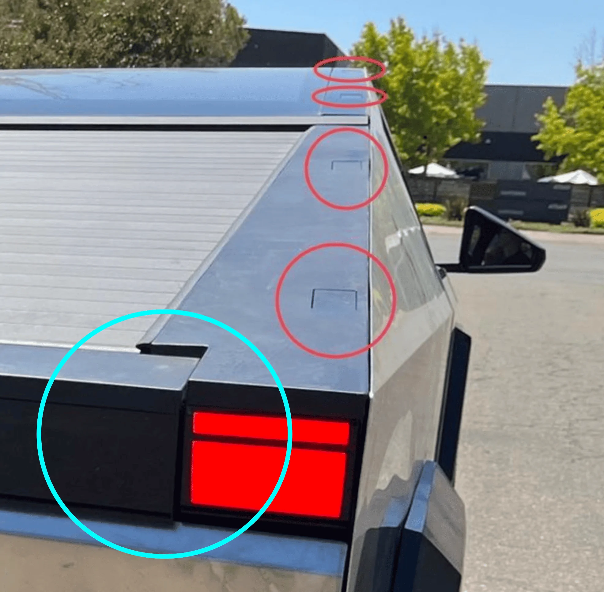 Tesla Cybertruck Mounting anchor points on Cybertruck roof and bed (photo) for racks, parts, accessories Screenshot 2023-08-30 at 11.55.54