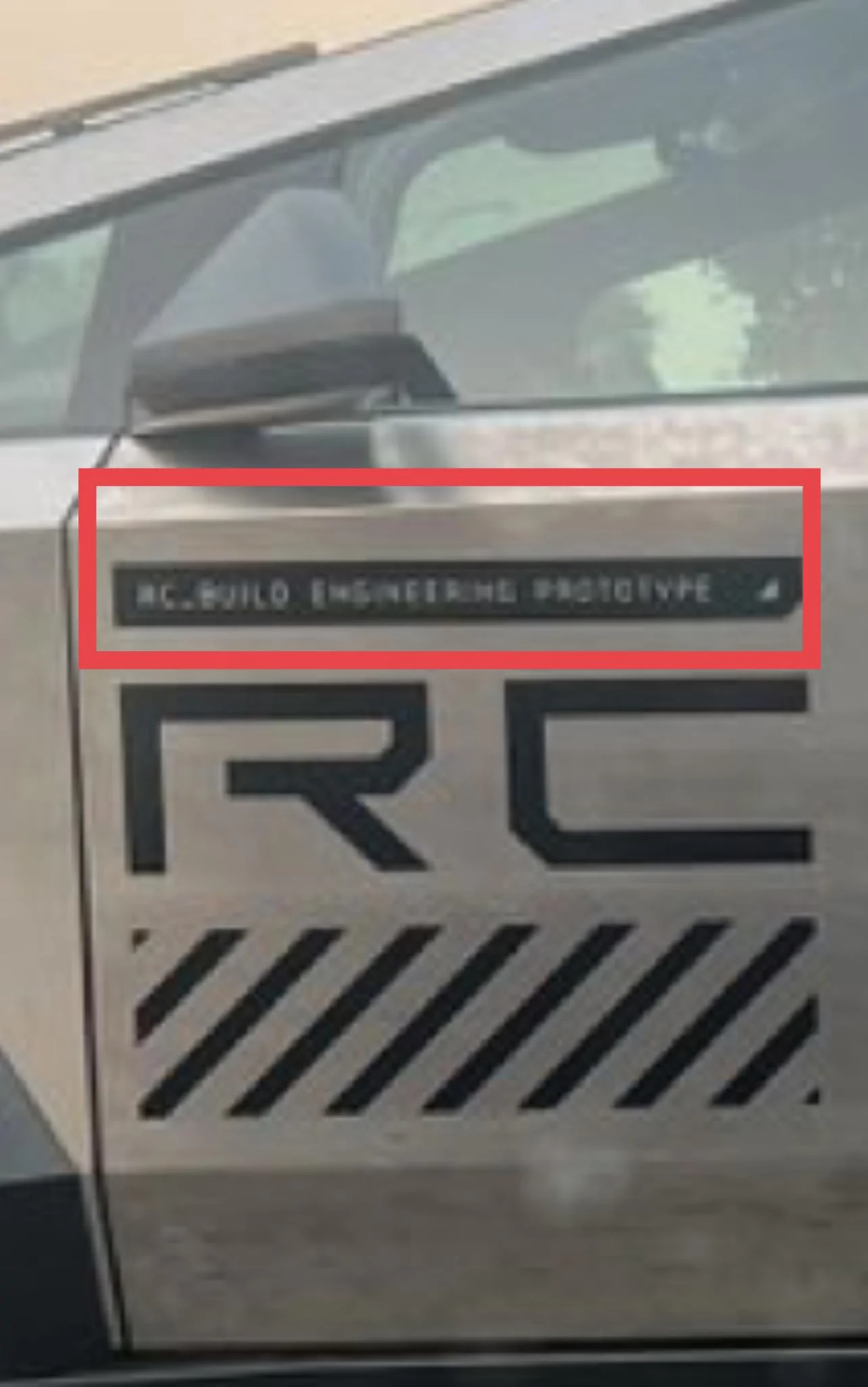 Tesla Cybertruck Cybertruck in new RC (Release Candidate) wrap! 8EDC75B1-8D2C-42EB-ABA9-CC1E51EC21A1