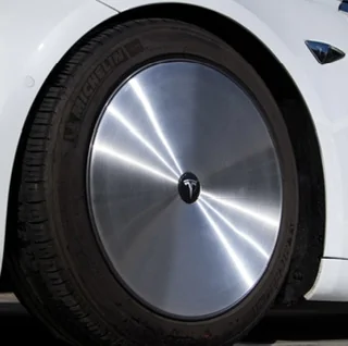 Tesla Cybertruck New wheels / aero wheel covers spotted on Cybertruck -- 7/31/23 IMG_7196