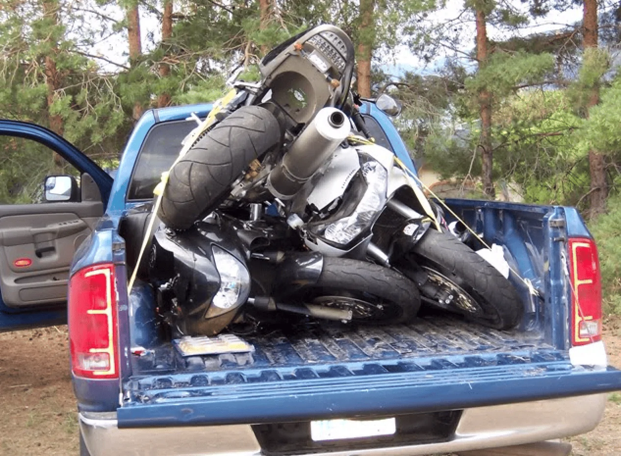 Tesla Cybertruck Spotted: Bike carried in Cybertruck vault bed Screenshot 2023-09-02 at 6.23.45 PM
