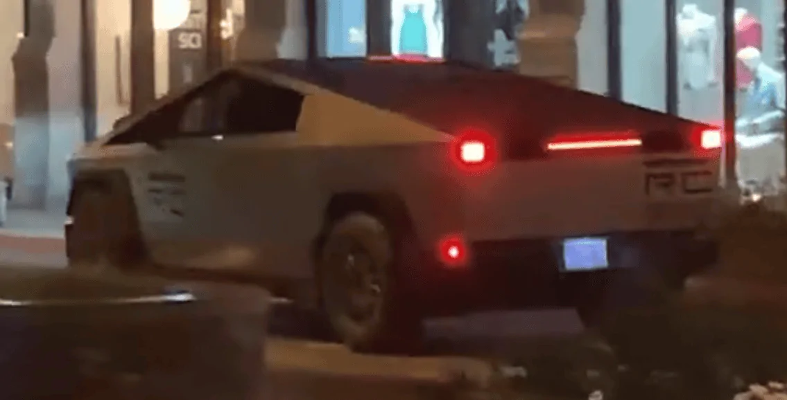 Tesla Cybertruck Videos: Cybertruck sightings galore from 9/8 1694282631987