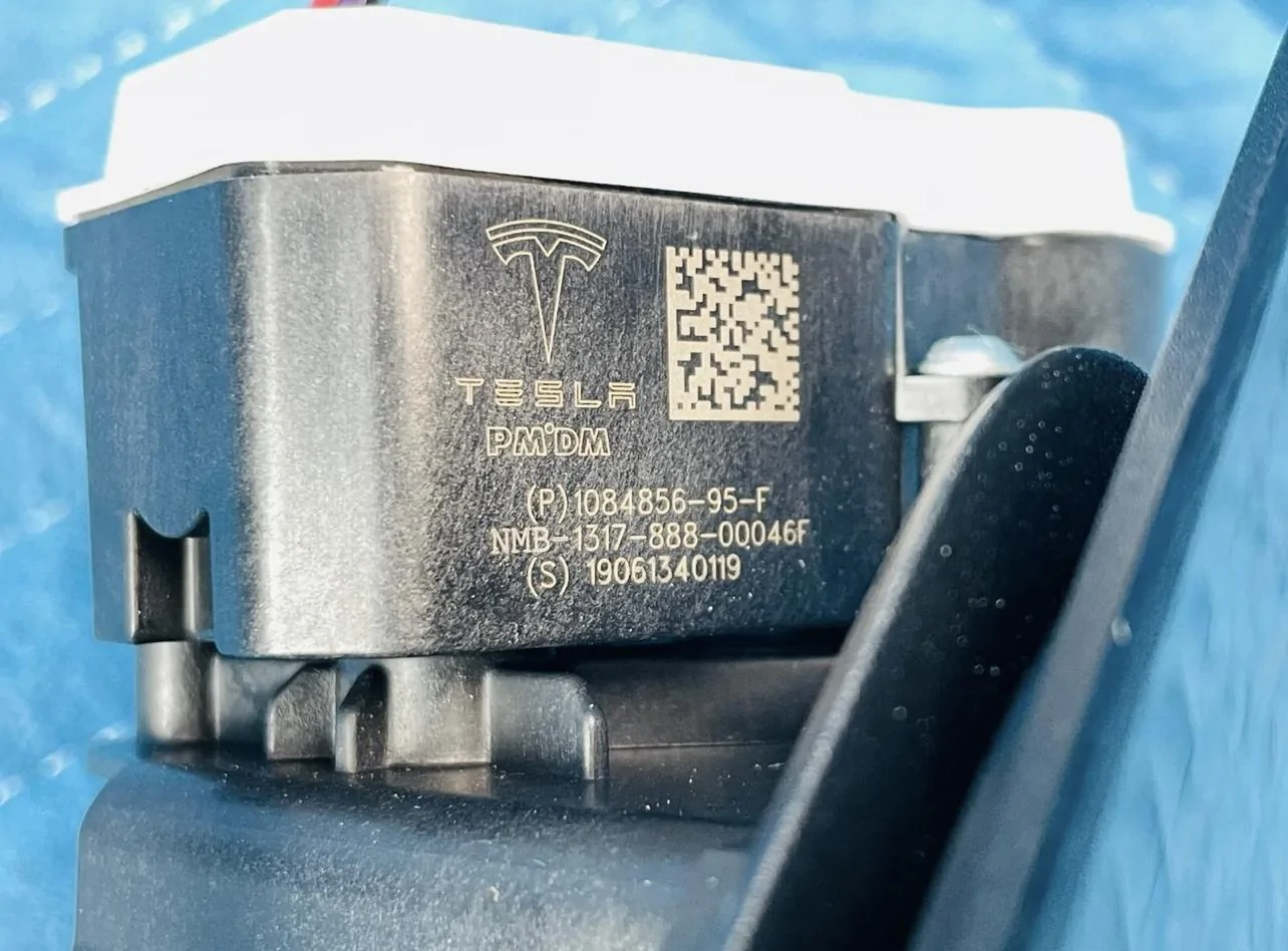 Tesla Cybertruck Powered Frunk Confirmed! Video shows frunk's unpowered motor moved against its gearing 93458D7D-541A-4C46-A173-8A19552C3DC6