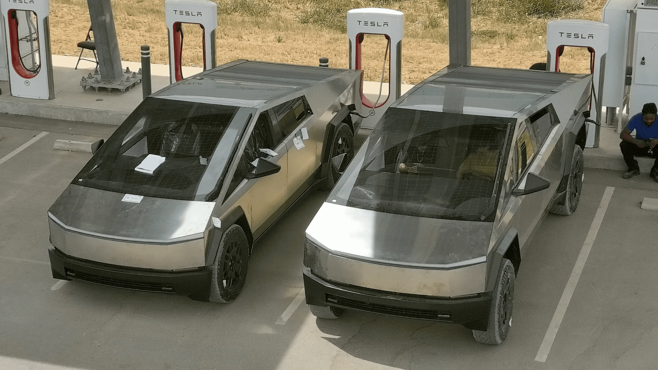 Tesla Cybertruck Front Tow Hooks / Recovery Points spotted on Cybertruck [9-11-2023] 1694549925035