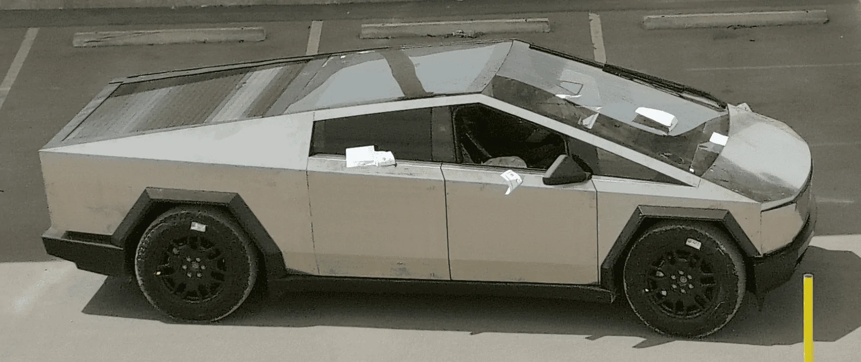 Tesla Cybertruck Air suspension lowest vs. tallest height comparison pics (side by side Cybertrucks) Screenshot 2023-09-12 at 8.54.29 PM
