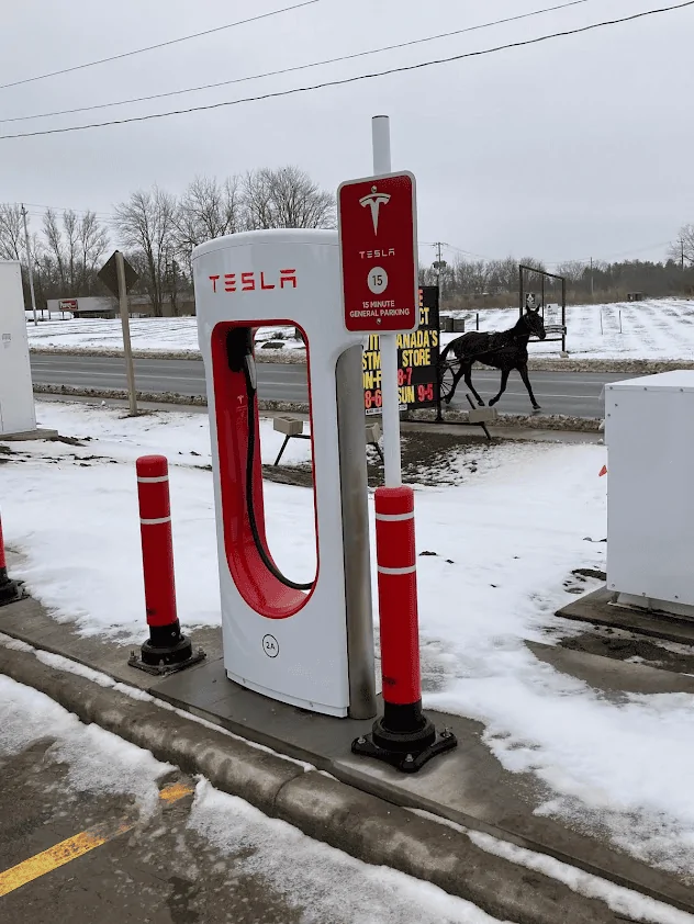Tesla Cybertruck 50000+ Superchargers 1694612947275