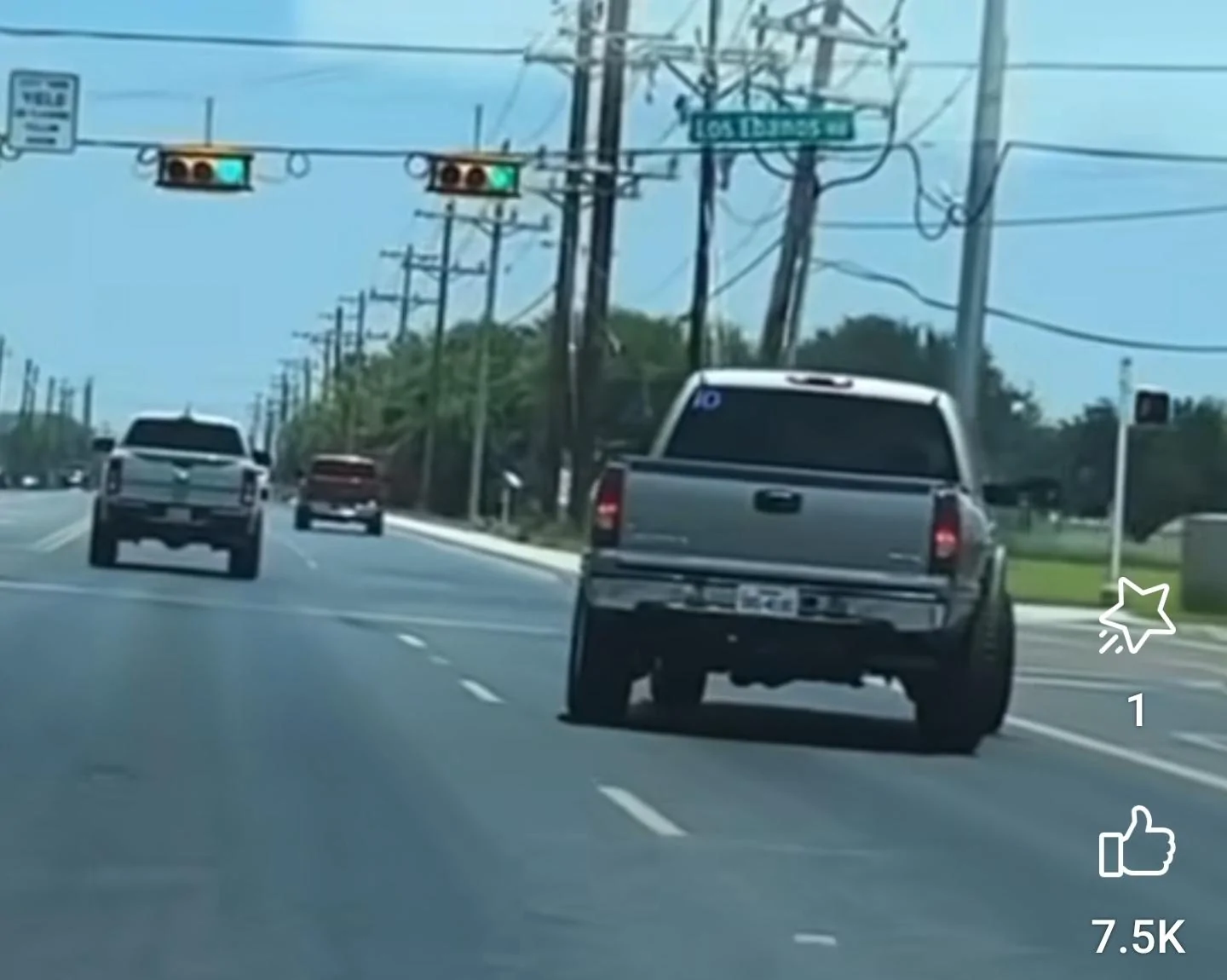 Tesla Cybertruck Spotted: CyberTruck U-Turns (and F-150 comparison). Rear wheel steering in action Screenshot_20230913_140215_Facebook
