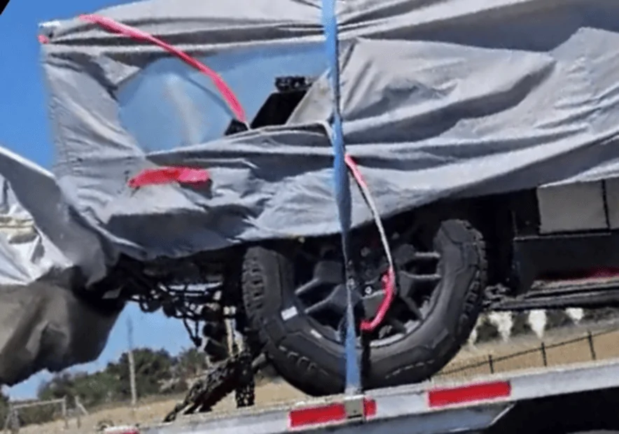 Tesla Cybertruck PREDICTION:  Cybertruck Accessory = Wireless Charging 1694798646221