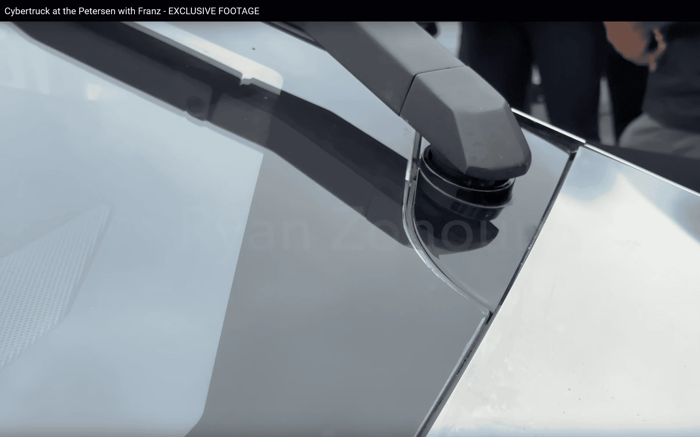 Tesla Cybertruck 🕶️ Elon takes Prime Minister Netanyahu for a Cybertruck spin and interior look! [⚠️ ADMIN WARNING: NO POLITICS] 1695099346988