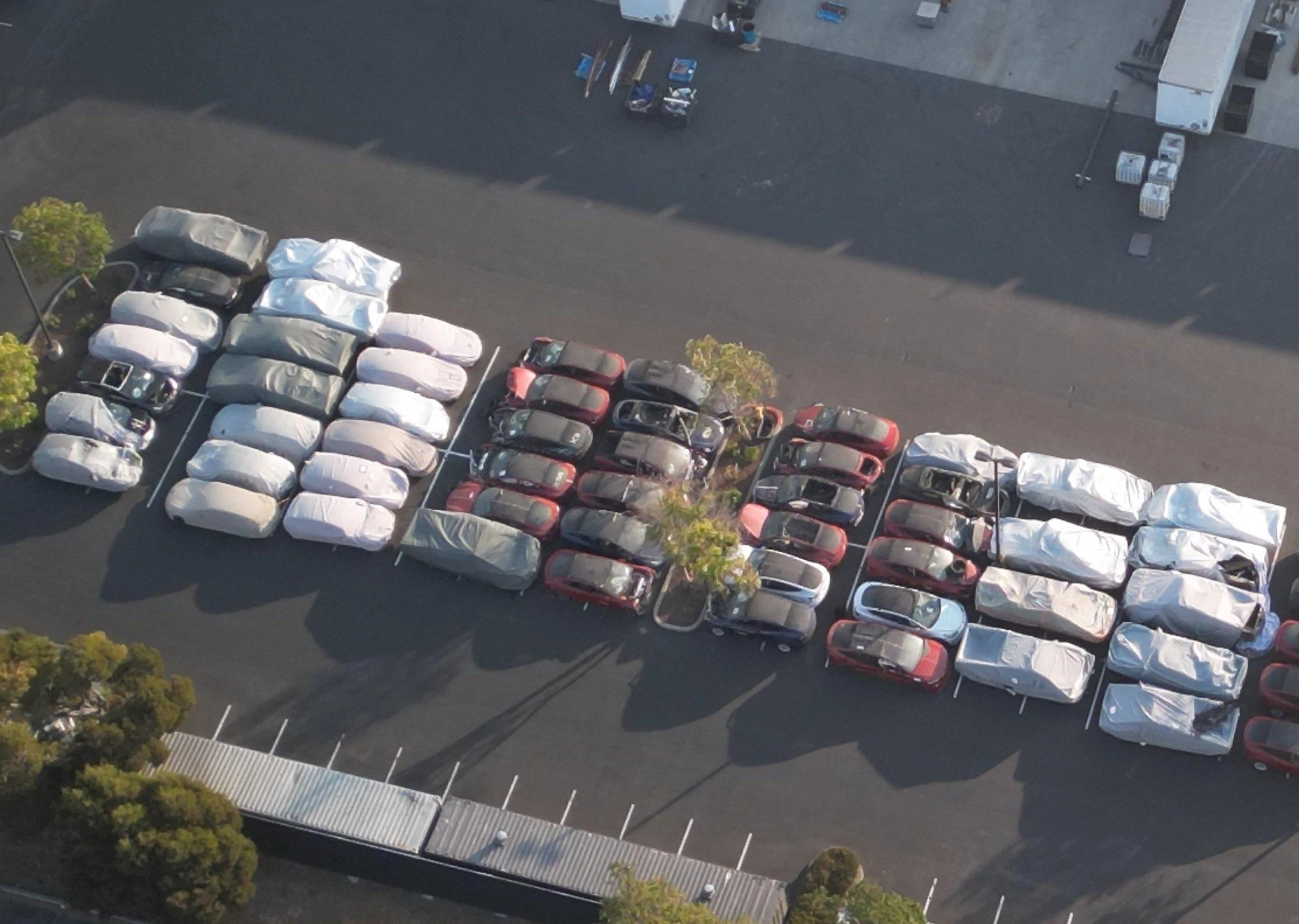 Tesla Cybertruck Spotted: Crash-Tested Cybertrucks (outside Tesla Crash Labs?) F6bkmezbwAAHc7J (1)