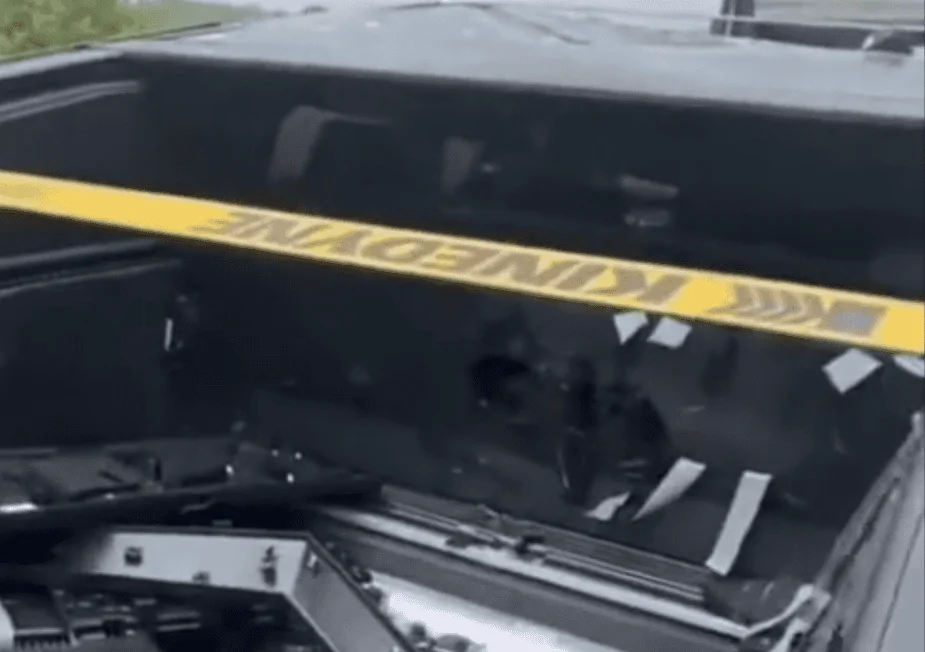 Tesla Cybertruck Cybertruck bed vault lighting is so clean (clearest photo yet) Screenshot 2023-09-09 235106
