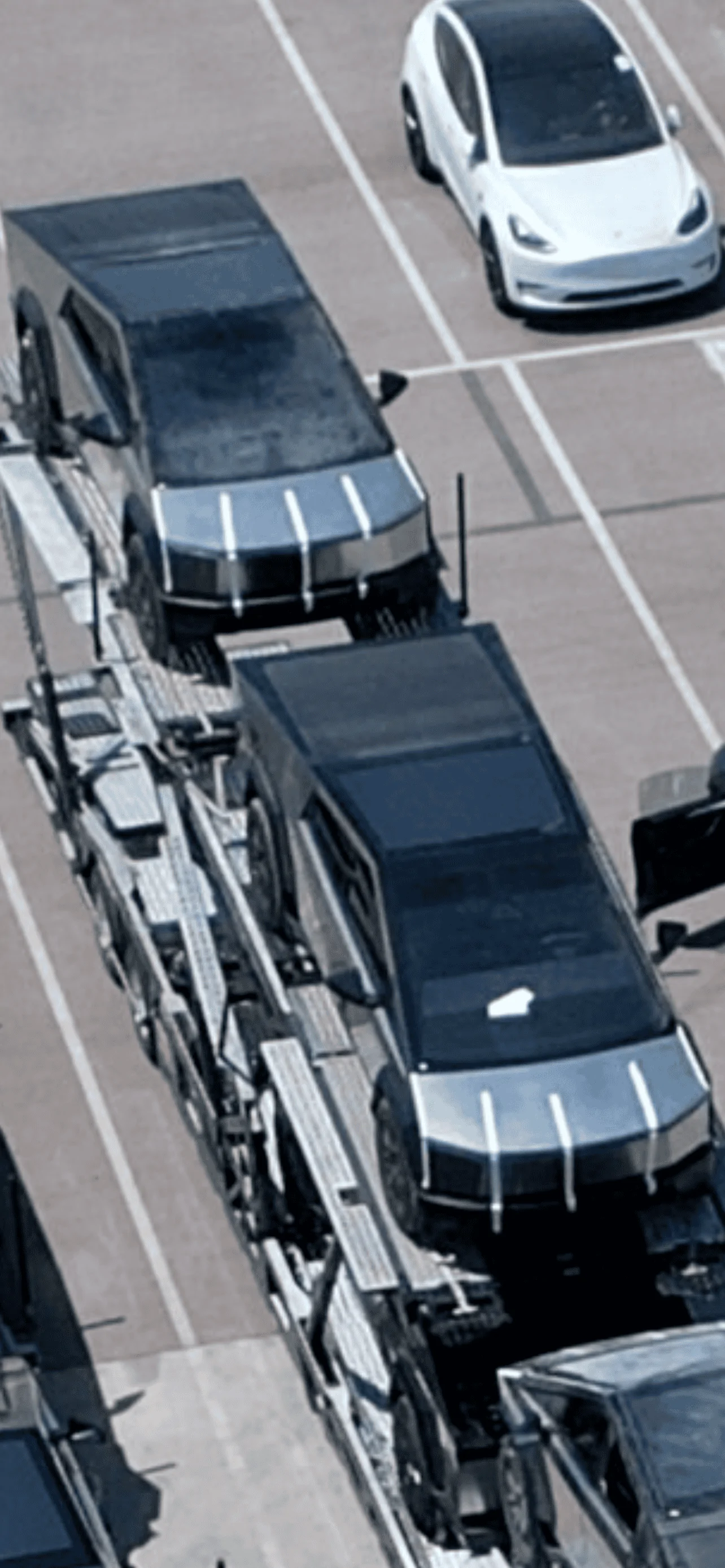 Tesla Cybertruck UNOFFICIAL: The 100th Cybertruck Has Been Completed at Giga Texas! 1695754500035