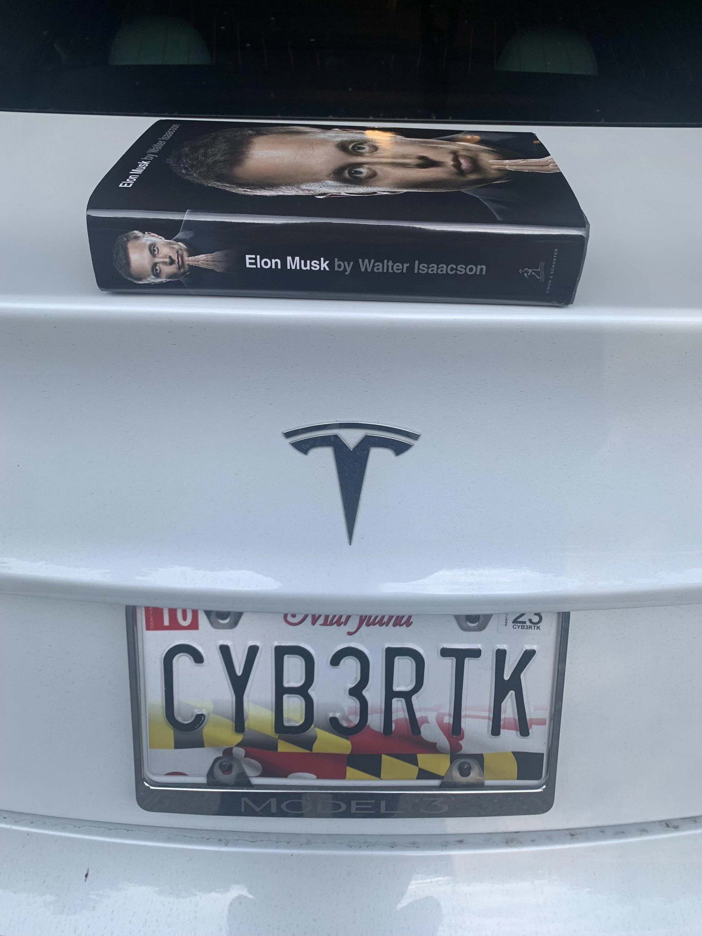 Tesla Cybertruck Custom license plate / vanity plate name for your Cybertruck? IMG_8268