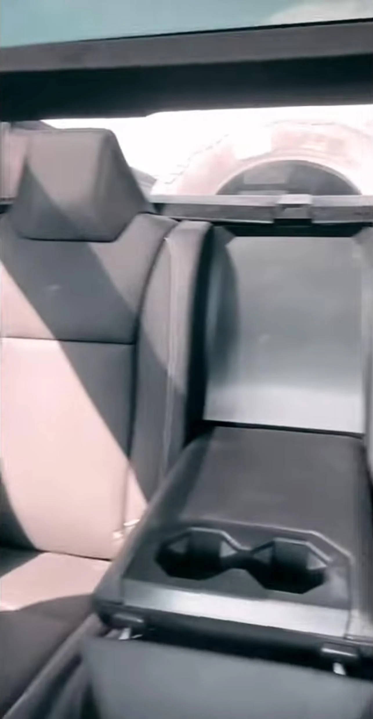 Tesla Cybertruck UI + Interior Video! Shot from Cybertruck driver seat 🎬 Screenshot 2023-10-02 at 2.44.36 PM