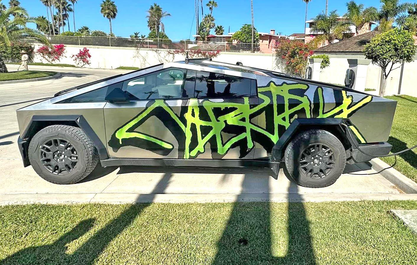 Tesla Cybertruck Graffiti Wrap Cybertrucks First Look (Spotted in Mexico)! graffiti-cybertruck-wrap-1-