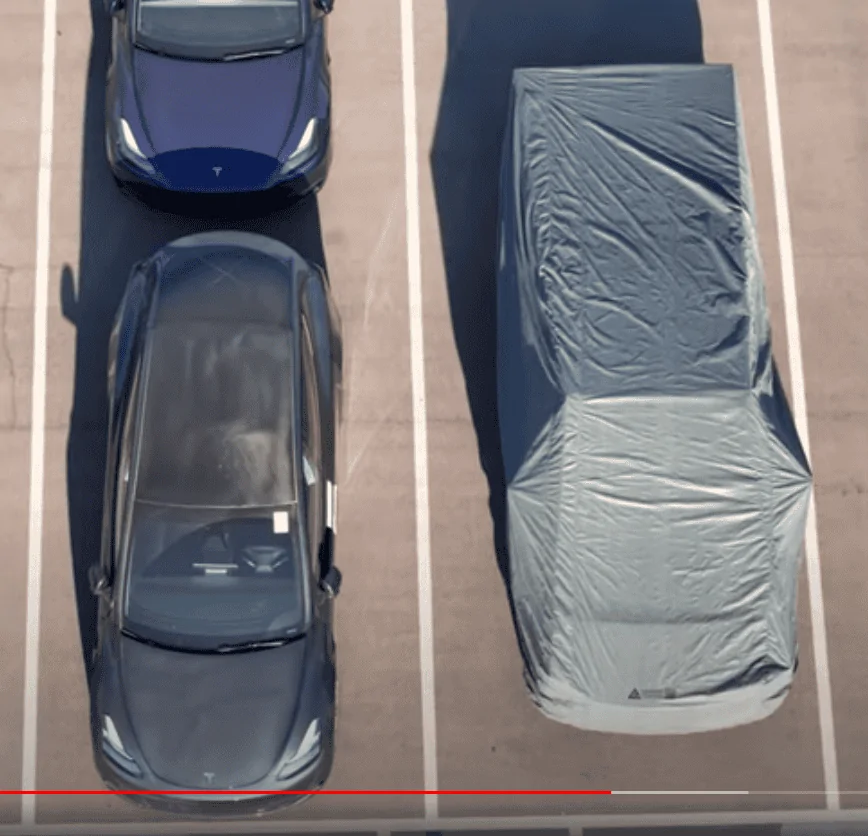 Tesla Cybertruck Cybertruck size comparisons to Model Y, Model X - get your chickens out 1696381489446