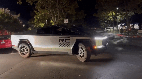 Tesla Cybertruck Cybertruck turning radius impressive w/ rear wheel steering -- watch it maneuver this tight spot cybertruck rear wheel steering action