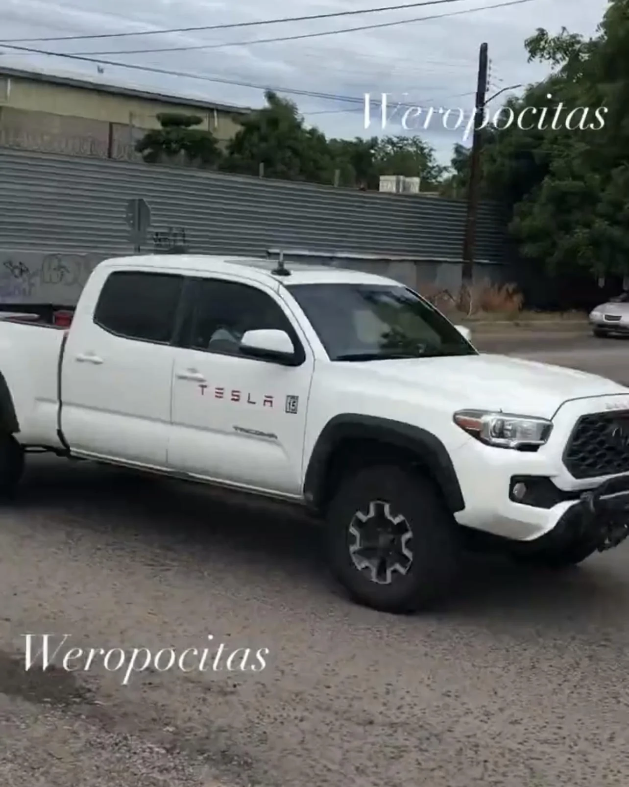 Tesla Cybertruck Cybertruck off-roading in Baja (live streamed by Tesla)! B0FF2DAD-CD8D-444F-8F7E-AF1AD10F3B20