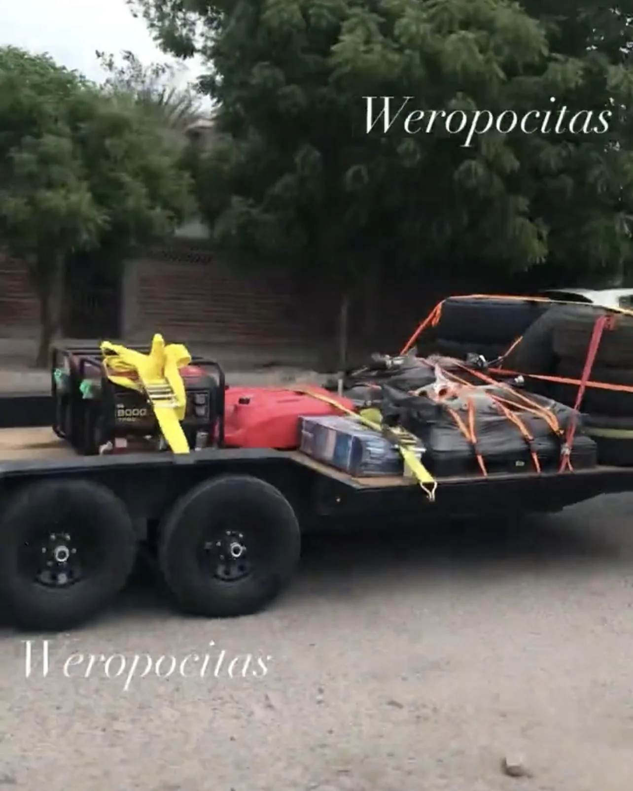 Tesla Cybertruck Cybertruck off-roading in Baja (live streamed by Tesla)! 24FE771F-C5B8-4EA6-8D72-8D8FC6A66BC2
