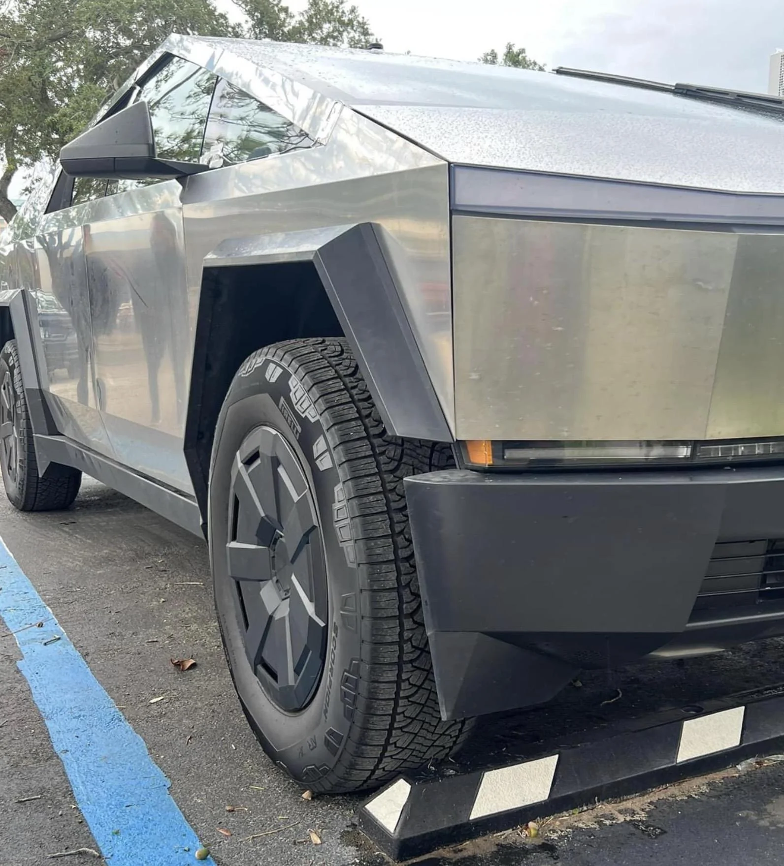 Tesla Cybertruck Cybertruck with Smaller Street Tires + New Wheel Covers spotted [Video Added] Screenshot 2023-10-12 at 11.11.49 AM