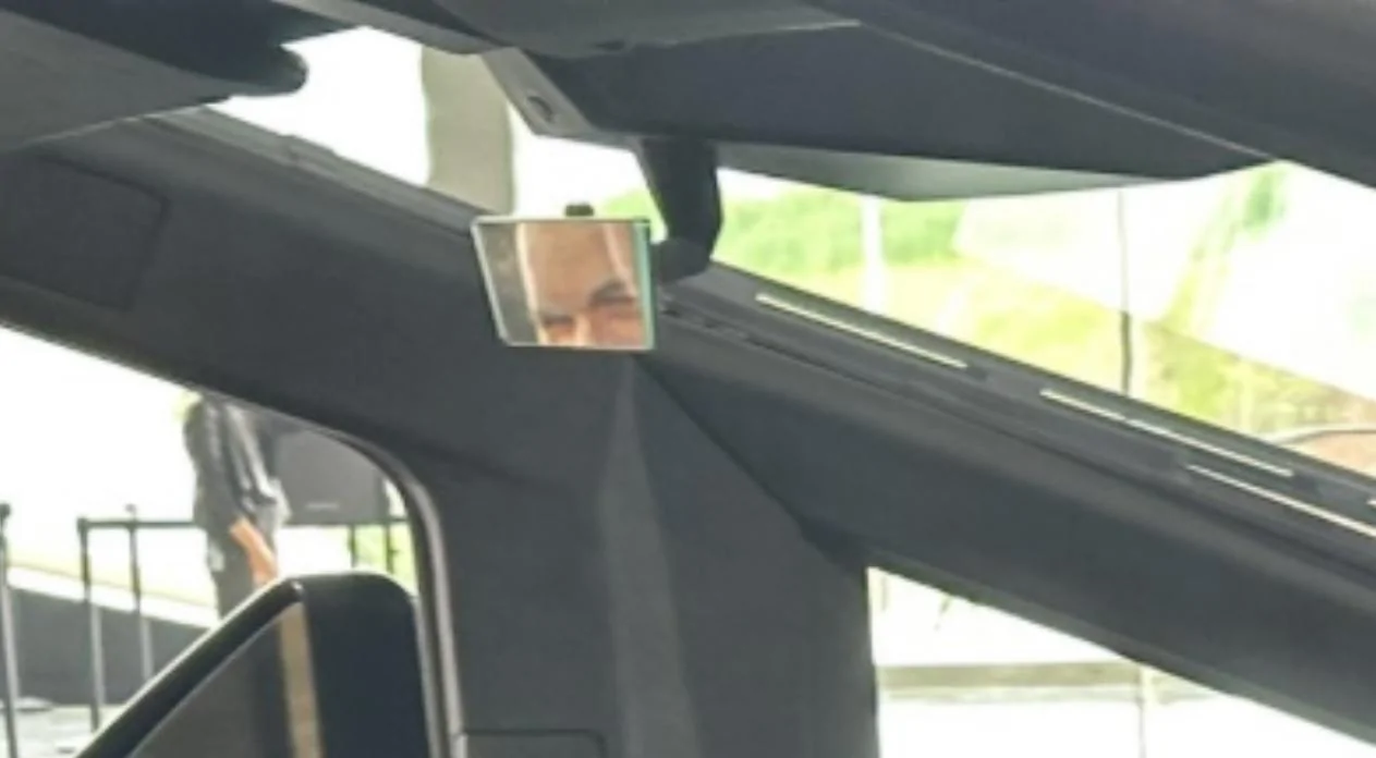 Tesla Cybertruck Extreme closeups of Cybertruck prototype (with edge on shots of many body panels) -- video + photos E15C4313-E4A8-4F97-953B-D4A688A9D40D