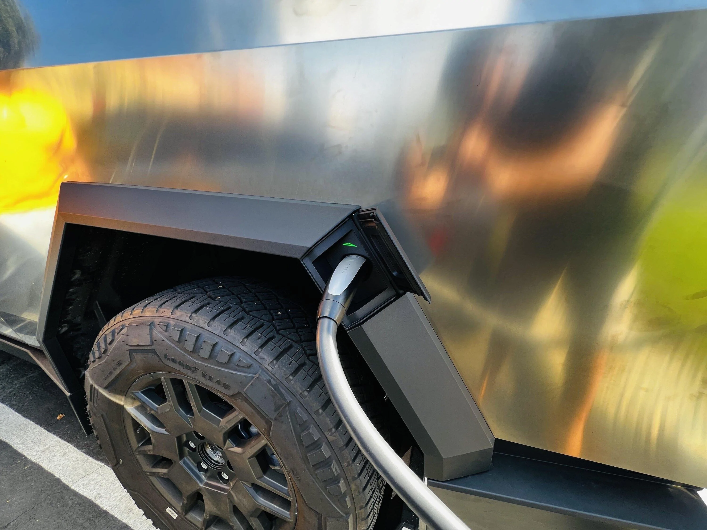 Tesla Cybertruck 🤳 Random Cybertruck sightings & spottings thread (pics + videos) dhpw5qlccmvb1