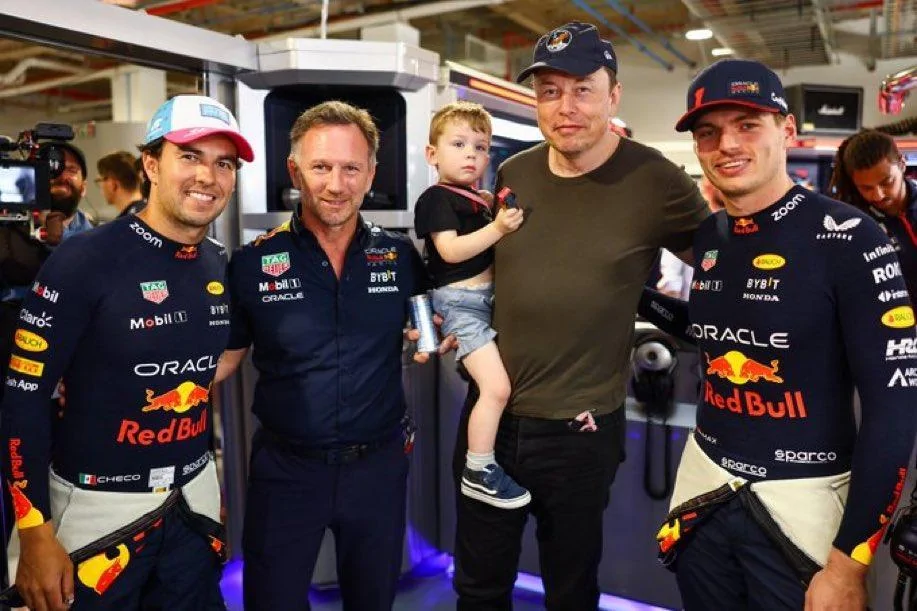 Tesla Cybertruck Elon Musk drives Cybertruck to F1 race at Circuit of the Americas (Austin, TX) -- updated w/ video F9EhZ02aIAAXk9-