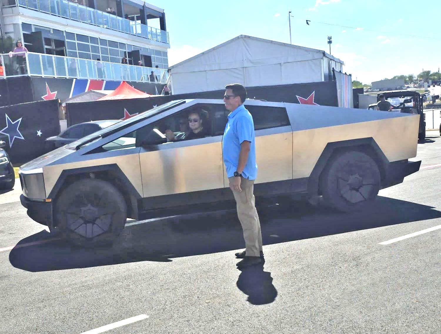 Tesla Cybertruck Elon Musk drives Cybertruck to F1 race at Circuit of the Americas (Austin, TX) -- updated w/ video elonmuskdrivingcybertruck