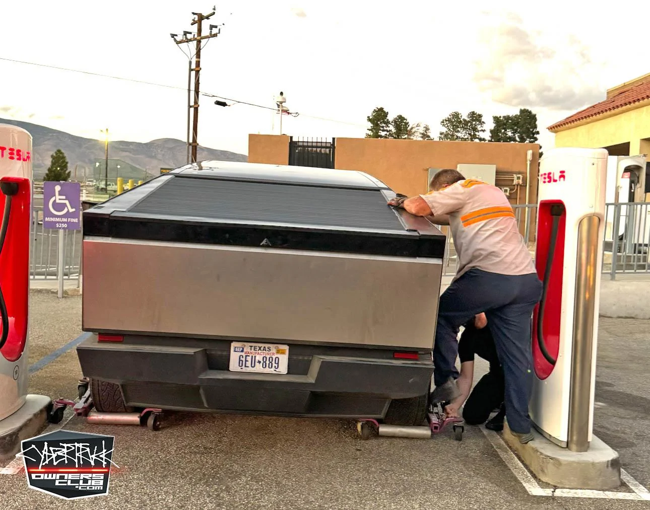 Tesla Cybertruck Cybertruck Breaks Down in Mojave + F-150 Raptor Size Comparison + ~350mile Range Prediction? IMG_0033