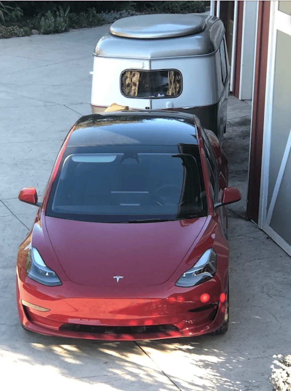 Tesla Cybertruck Tesla Cybertruck towing range vs. gas & diesel trucks | dual motor Screenshot 2023-06-26 at 8.01.34 AM