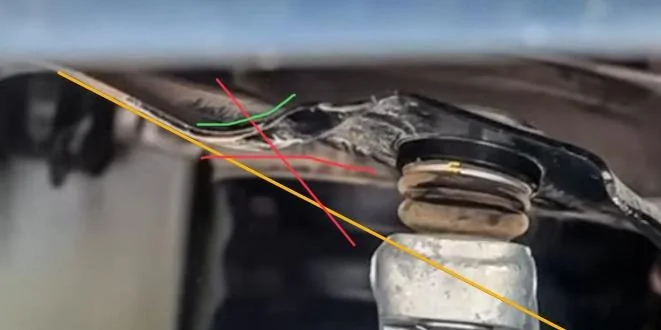 Tesla Cybertruck Cybertruck engineers bend upper control arm in testing TTg39xl