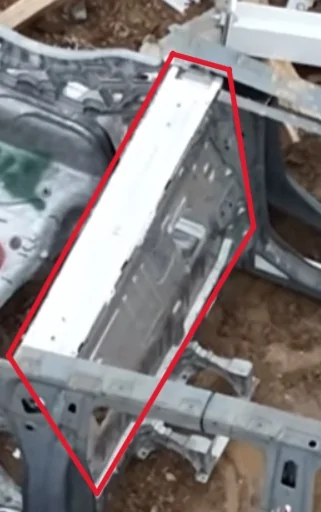 Tesla Cybertruck Cybertruck frame in scrap yard shows no midgate and other details Cyber unifram