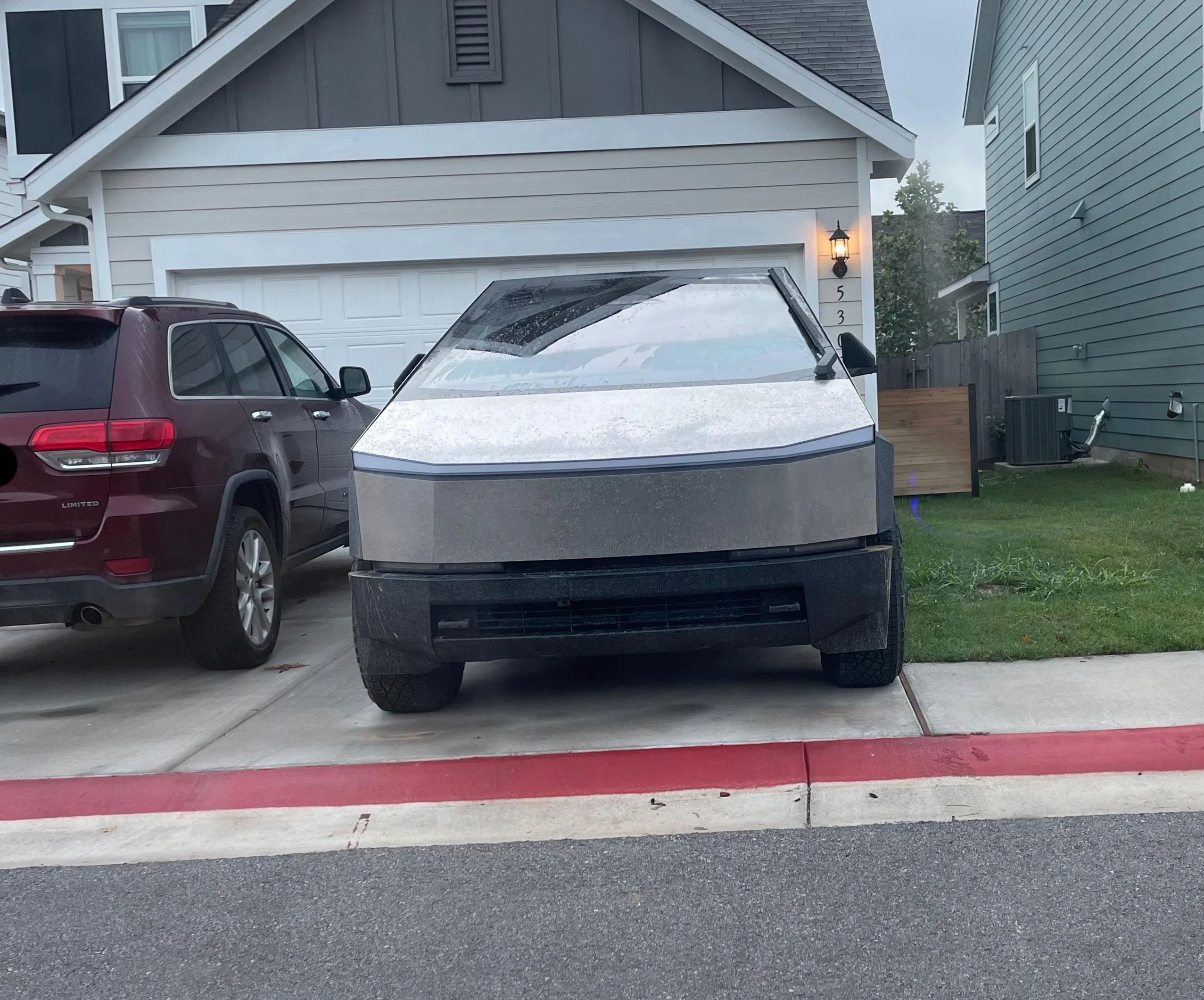 Tesla Cybertruck 🤳 Random Cybertruck sightings & spottings thread (pics + videos) vggveeab4ixb1