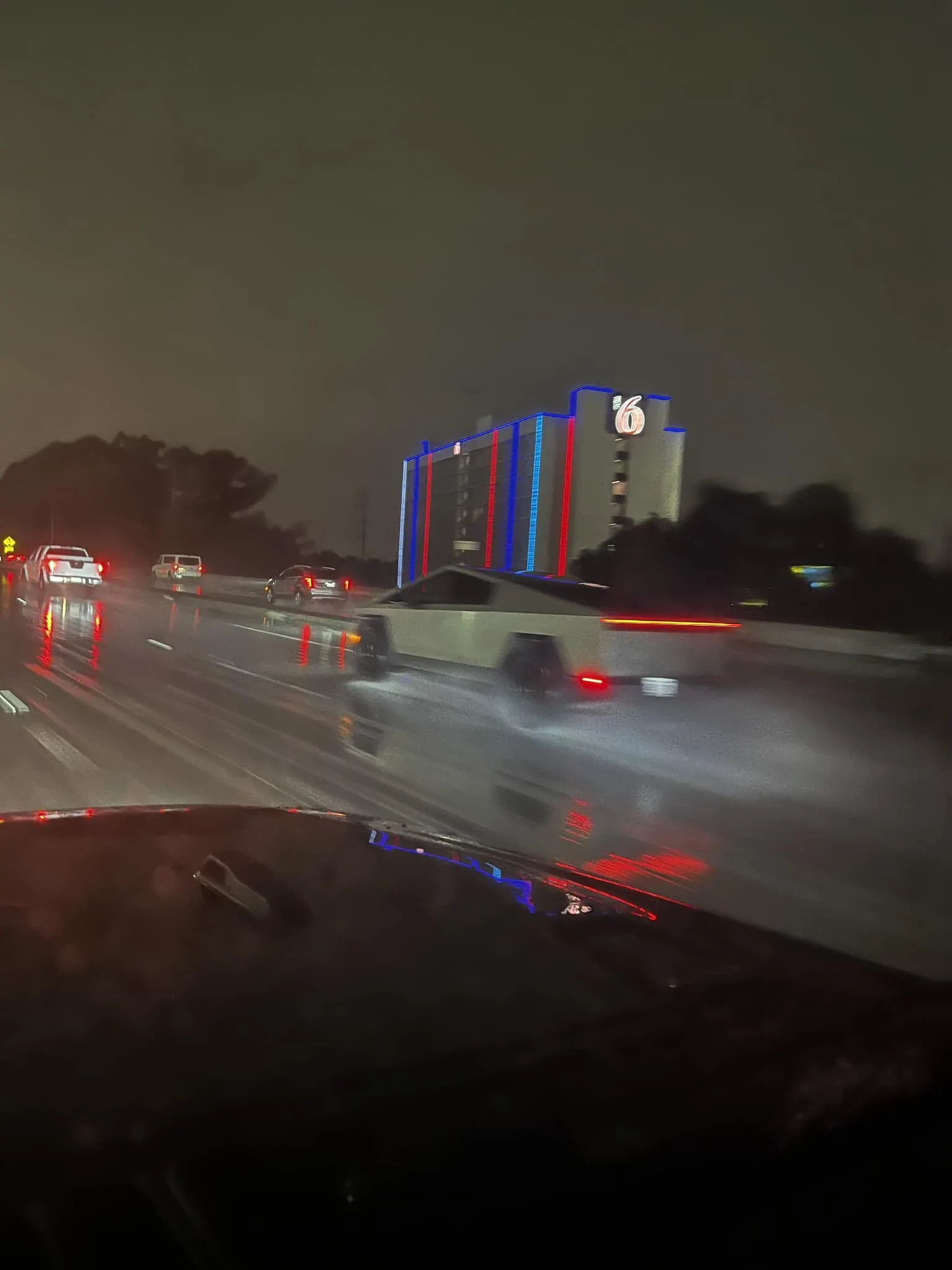 Tesla Cybertruck 🤳 Random Cybertruck sightings & spottings thread (pics + videos) 402130909_10226275161638832_4588671729855223335_n