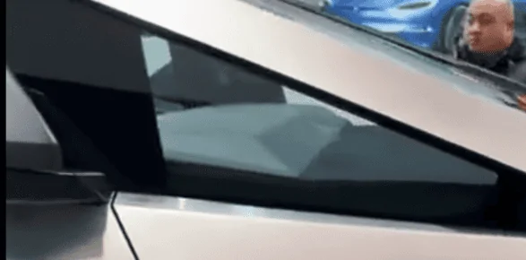Screenshot_20231120-075413.png