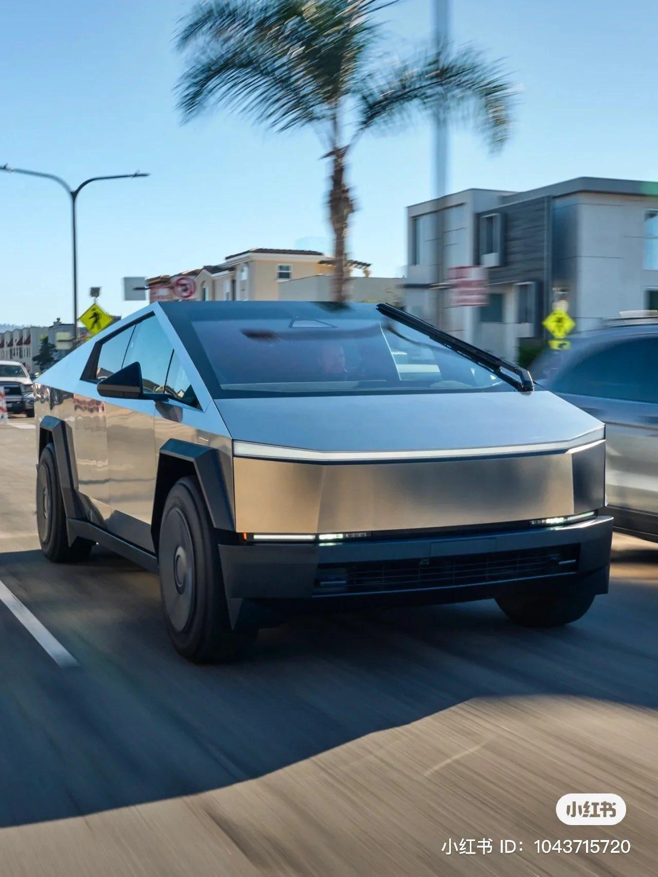 Tesla Cybertruck 🤳 Random Cybertruck sightings & spottings thread (pics + videos) F_boUtEbsAAZt7X