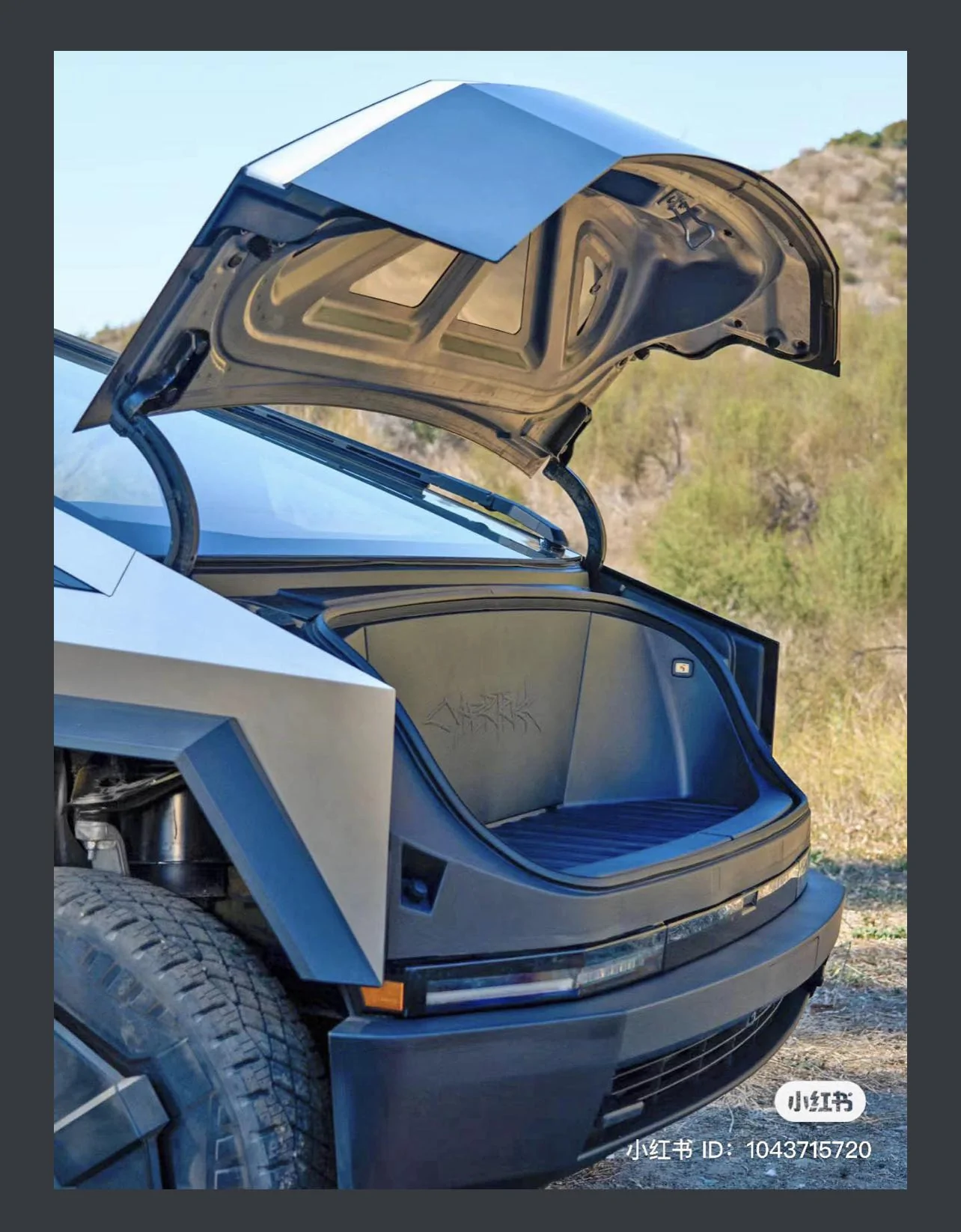 Tesla Cybertruck First Cybertrucks in Tesla stores now! @ San Diego & San Jose first 435D0BA3-2706-43E0-8A01-F1D2543DF829