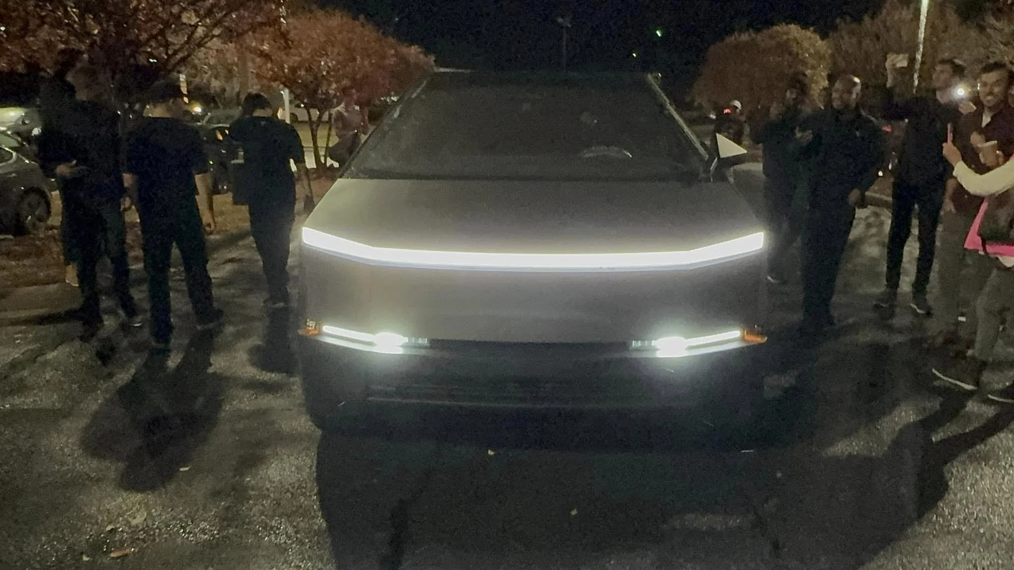Tesla Cybertruck Matthews, NC (Charlotte area) Tesla store has a Cybertruck now! 404852065_10211167691263449_7301734009803224926_n