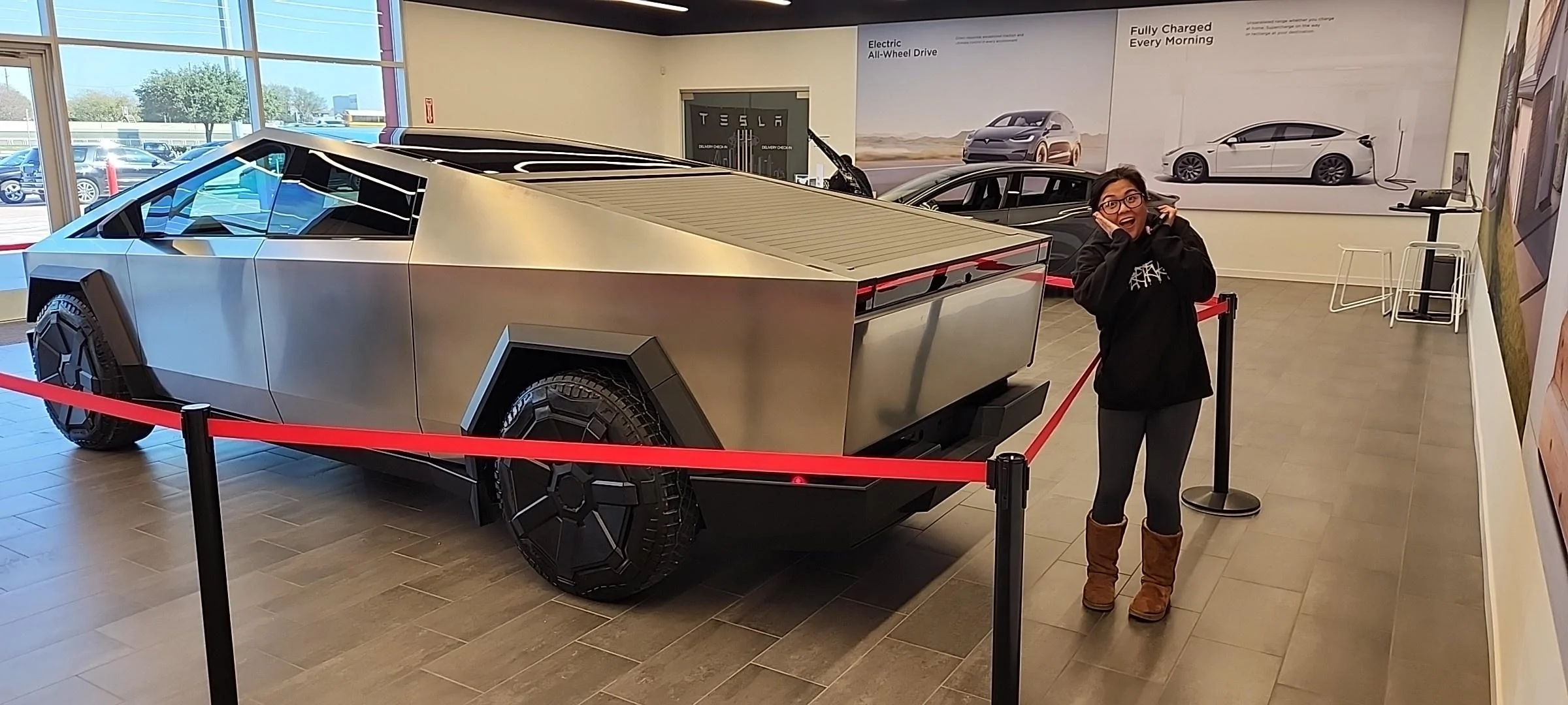 Tesla Cybertruck Cypress Houston Texas Delivery Center has a Cybertruck! (19820 Hempstead Hwy, Houston) F_t_NGMWcAARQnG