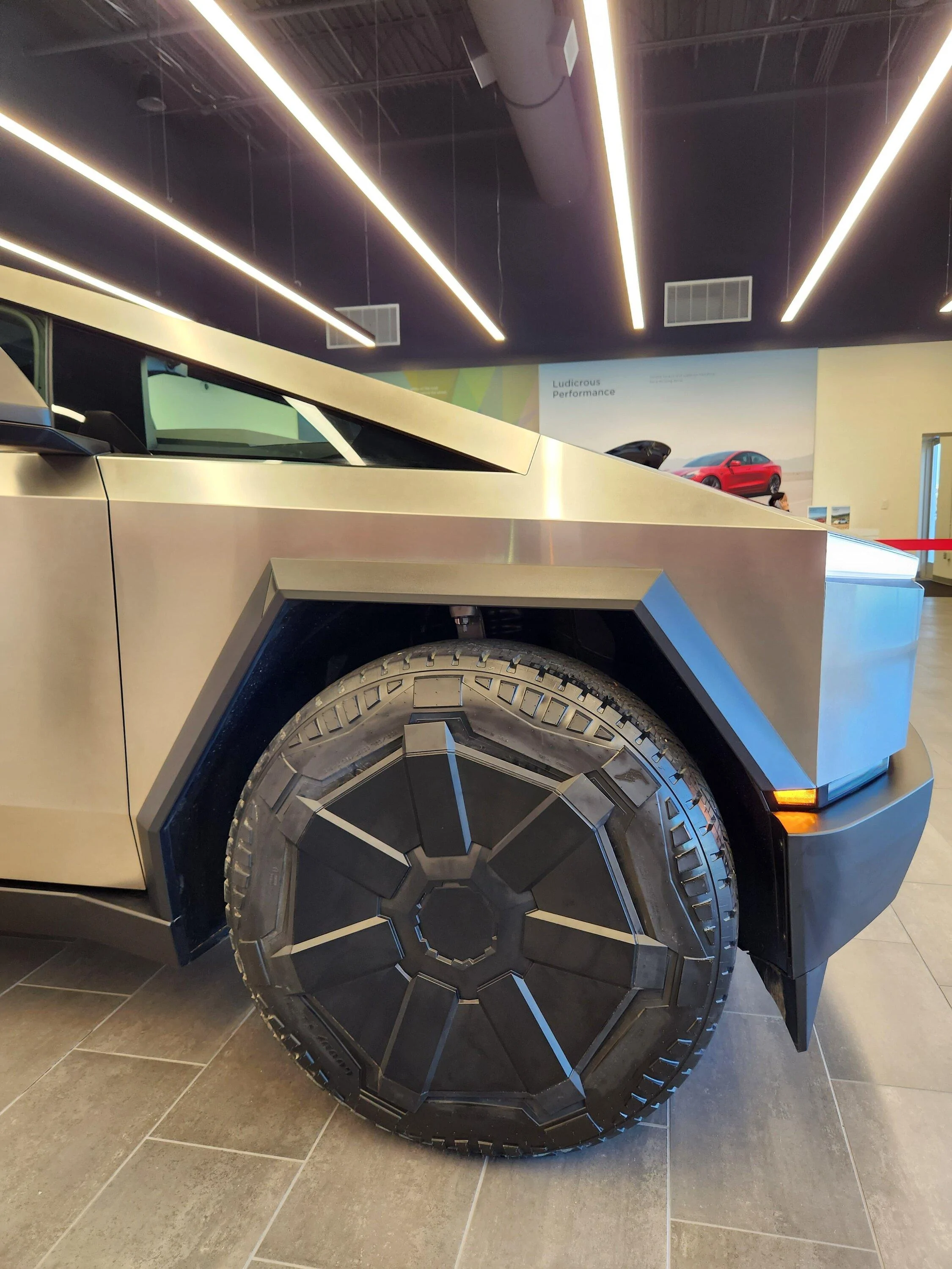 Tesla Cybertruck Cypress Houston Texas Delivery Center has a Cybertruck! (19820 Hempstead Hwy, Houston) F_uCYbcWEAAKGFk