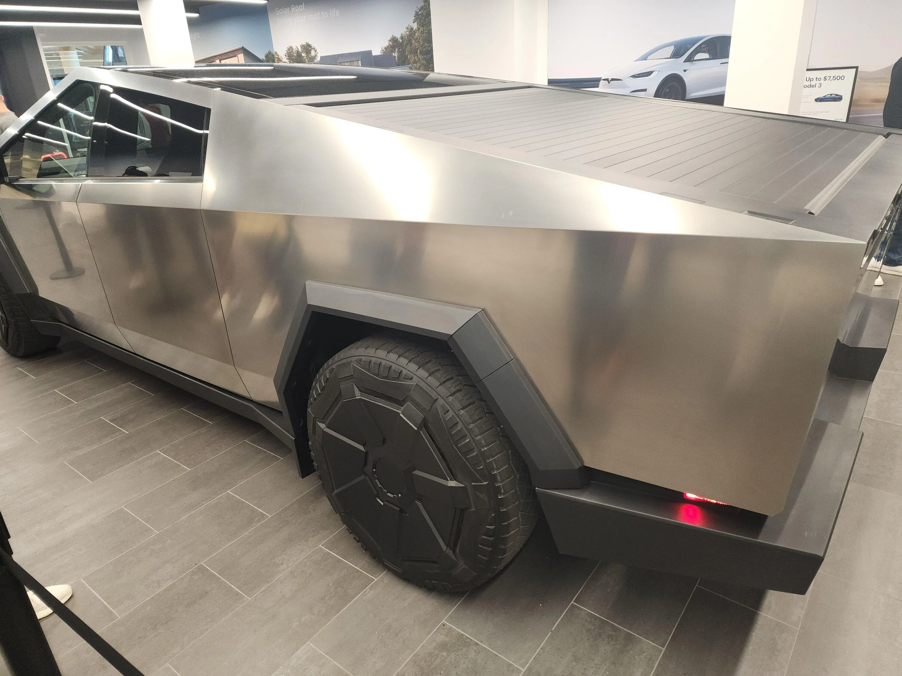 Tesla Cybertruck CT & Bot visit Tampa 1000015450