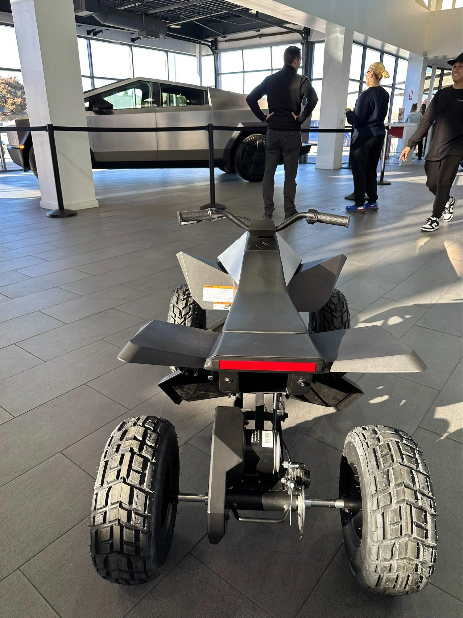 Tesla Cybertruck Dublin, CA store (NorCal) has Cybertruck and a kids Cyberquad now! (11/25) F_vc7FKboAAqqI3