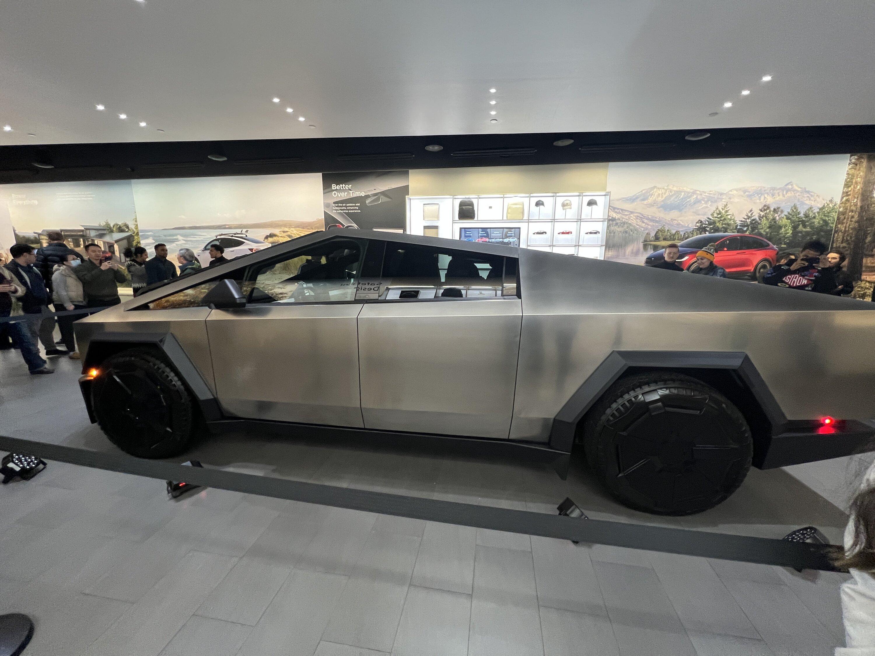Tesla Cybertruck Baltimore (Owings Mills) Maryland store just got its Cybertruck! IMG_2388