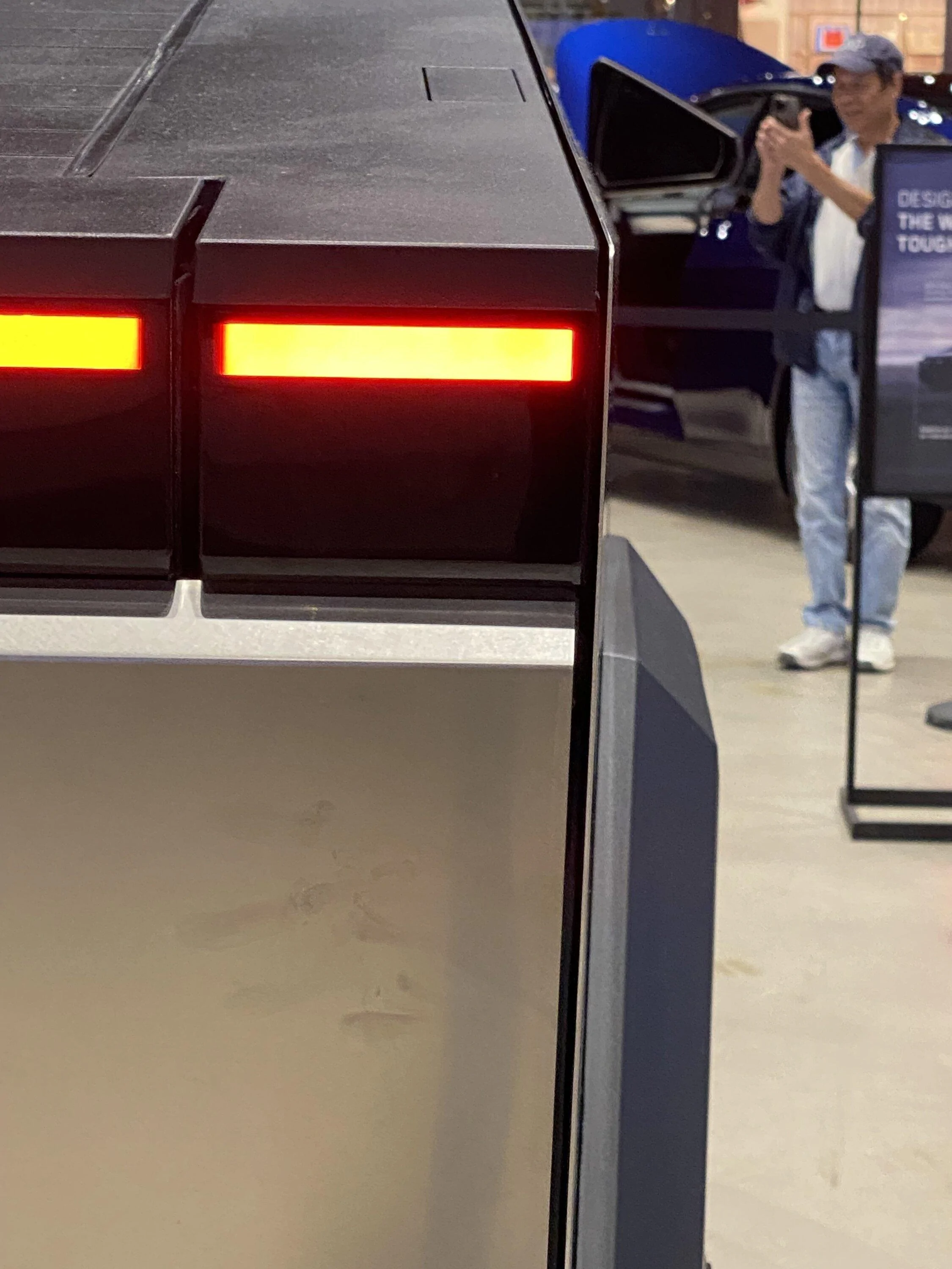 Tesla Cybertruck San Diego Visit (with measurements, no chickens) IMG_2551