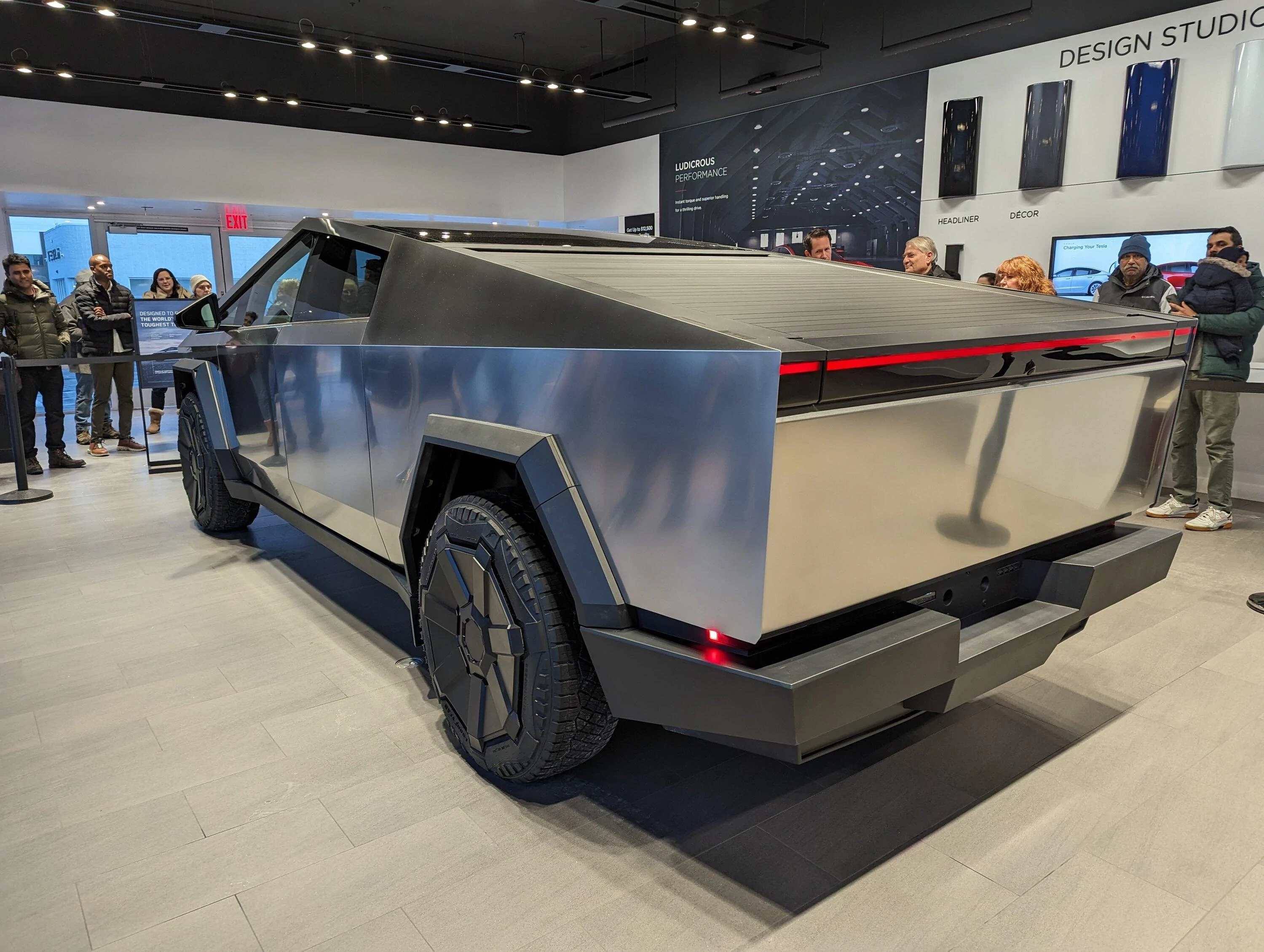 Tesla Cybertruck Cybertruck Detailing! + Showroom units are going to customers? PXL_20231125_233314136