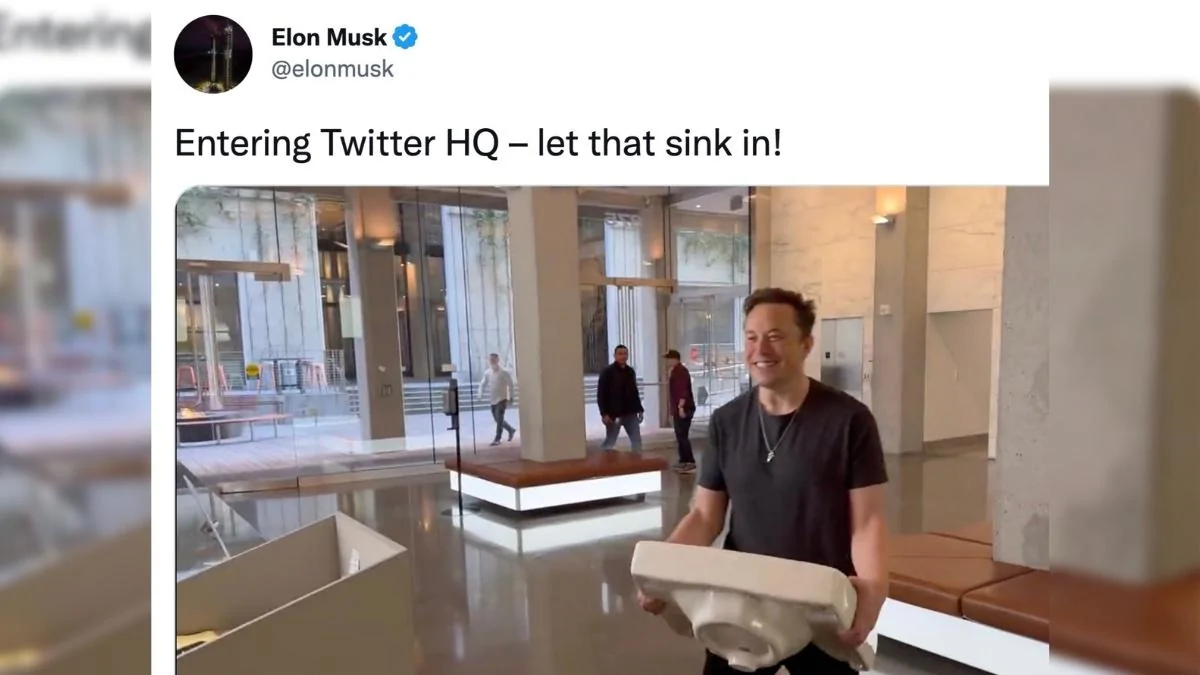 Tesla Cybertruck Cybertruck towed! Elon-musk-chief-twit