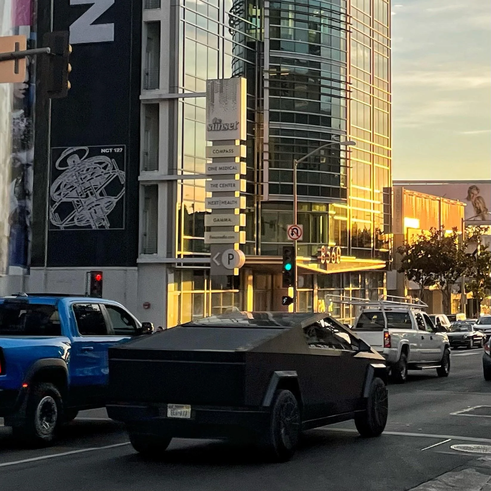 Tesla Cybertruck 🤳 Random Cybertruck sightings & spottings thread (pics + videos) sv4o9o57923c1