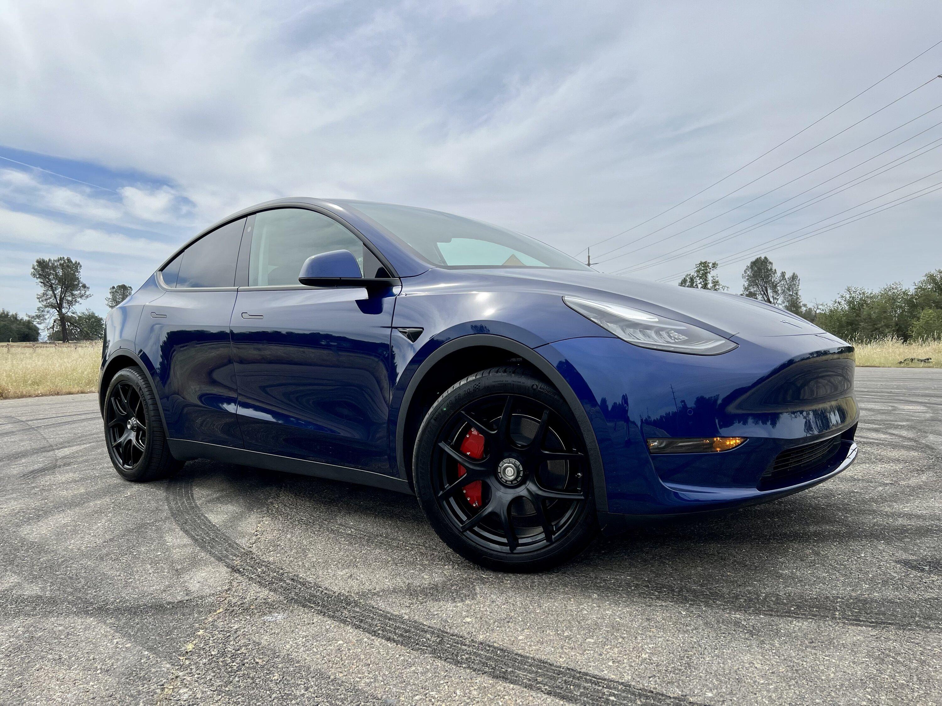 Tesla Cybertruck 🍻 CyberBeer + CyberStein Limited Edition Set Giveaway! [Enter Here] IMG_1738